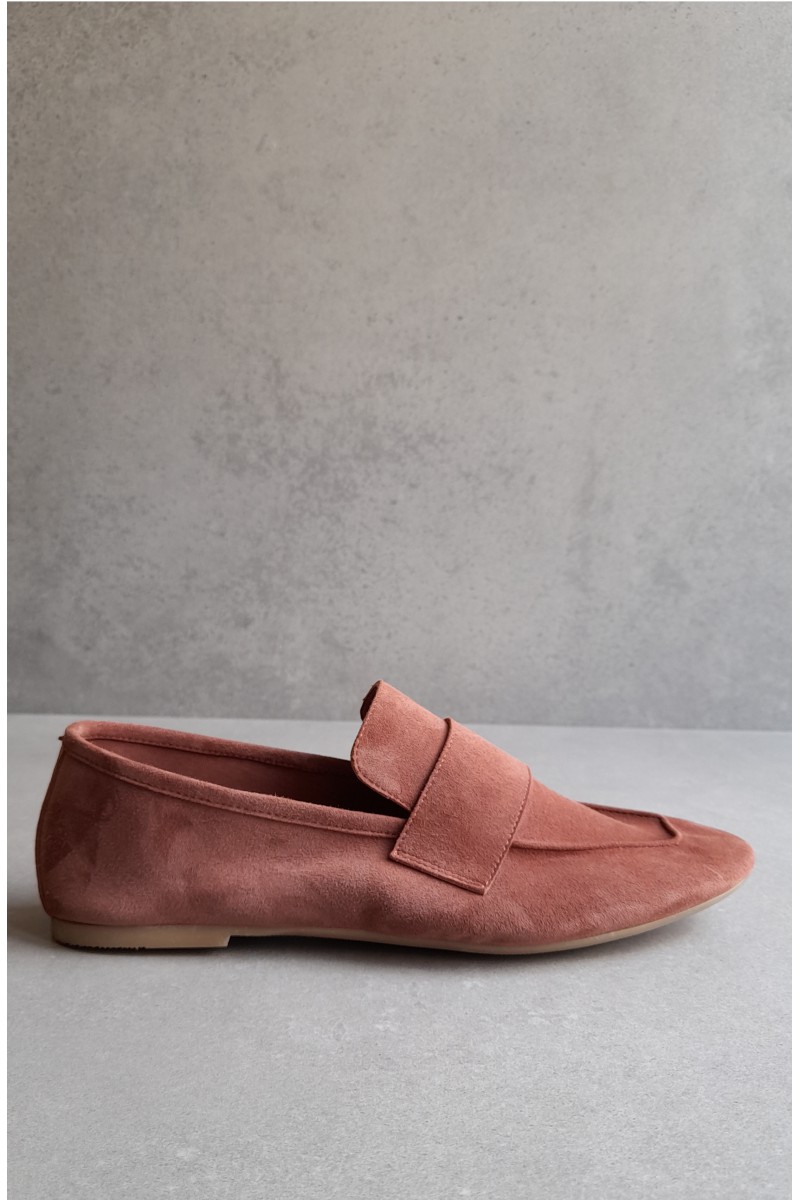 IZYDA rosa antiqua suede loafers