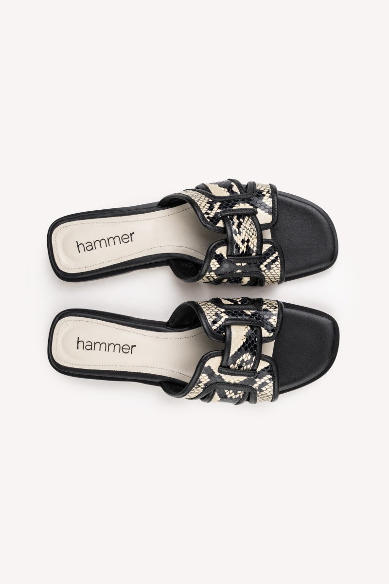 Noir Veil Black – skórzane klapki damskie | Hammer
